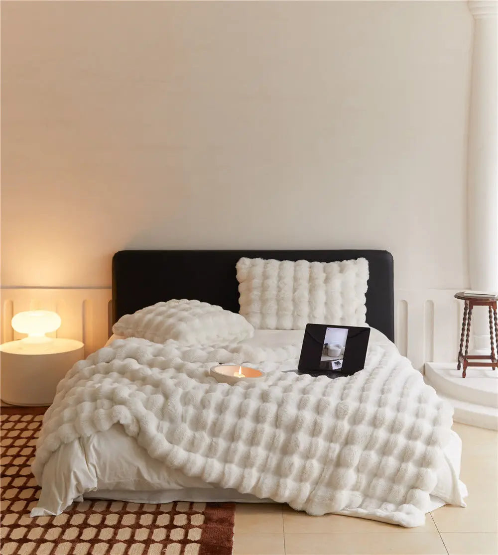 Faux Fur Bubble Throw Blanket for Bed & Sofa | Ultra-Soft Plush 3D Texture | Cozy Winter Bedroom Decor | 5 Sizes, 5 Colours