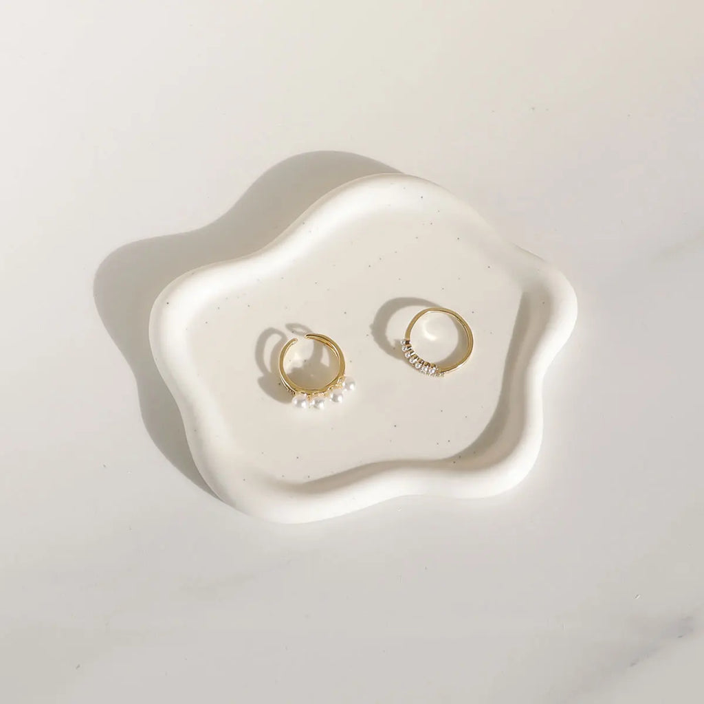 Ceramic Jewellery Dish for Dresser, Nightstand & Entryway | White Trinket Tray for Rings, Keys & Watches | Minimalist Gift in 4 Shapes