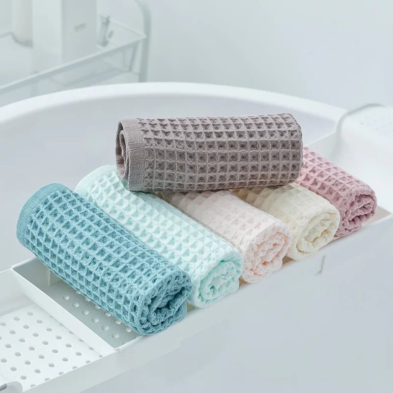 Waffle Weave Cotton Bath Towel for Bathroom & Spa | Quick Dry Absorbent Large Towel 70x140cm | Minimalist Bathroom Decor in 6 Colours