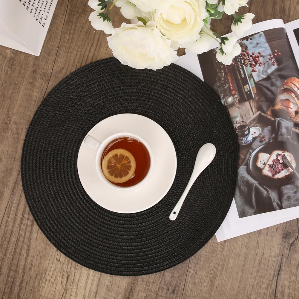 Round Braided Placemats Set of 6 with Coasters for Dining Table | Washable Non-Slip Woven Table Mats | Holiday & Everyday Table Decor, 34cm