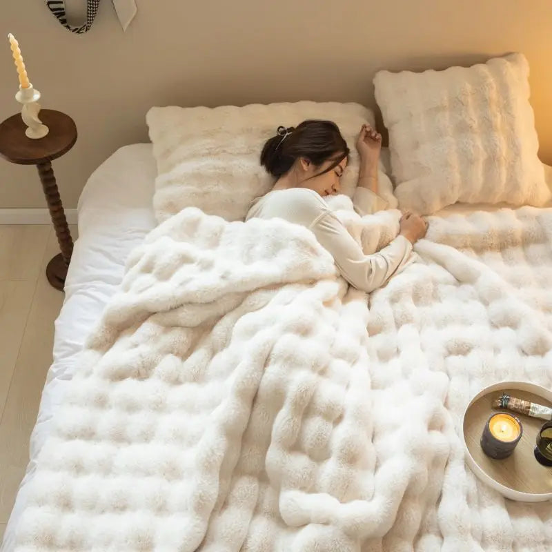 Faux Fur Bubble Throw Blanket for Bed & Sofa | Ultra-Soft Plush 3D Texture | Cozy Winter Bedroom Decor | 5 Sizes, 5 Colours