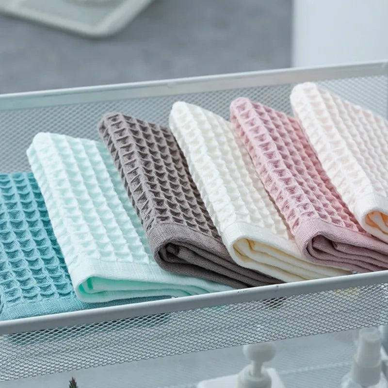 Waffle Weave Cotton Bath Towel for Bathroom & Spa | Quick Dry Absorbent Large Towel 70x140cm | Minimalist Bathroom Decor in 6 Colours