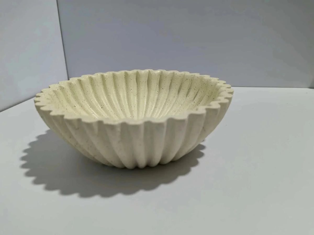 Decorative Lotus Leaf Bowl for Living Room Coffee Table & Shelf | Sculptural Resin Centrepiece with Grooved Rim | Modern Home Decor Gift