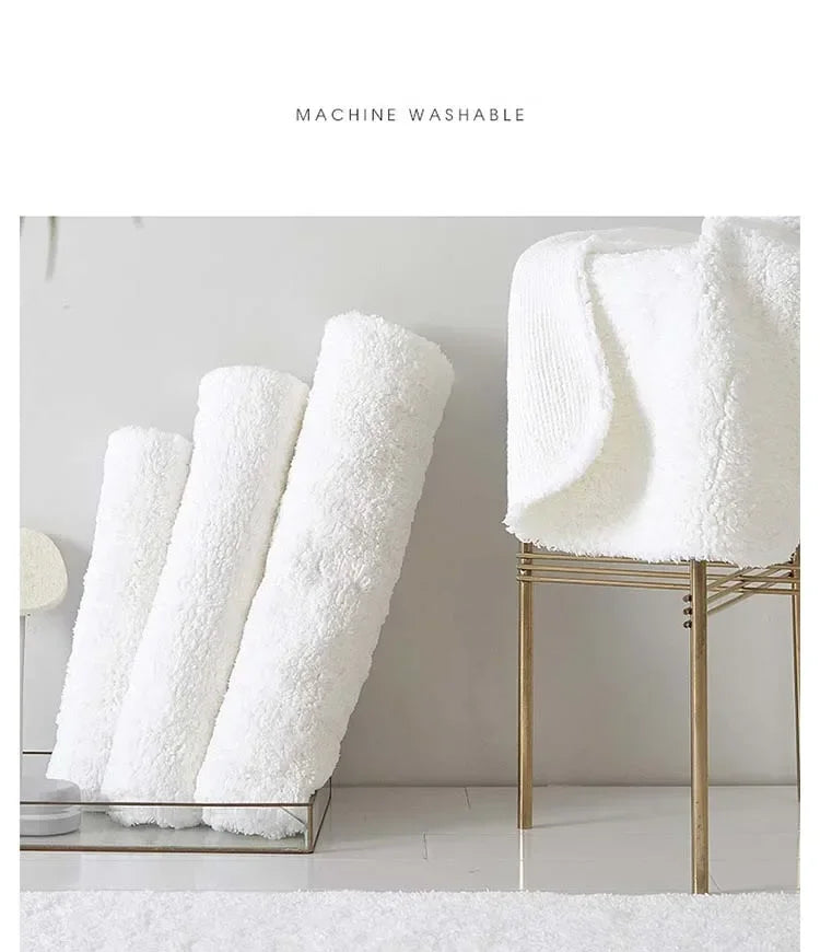 Cotton Bath Mat for Bathroom & Shower | Thick Plush Hotel Style Bath Rug | Absorbent Anti Slip Floor Mat in White, 40x60cm