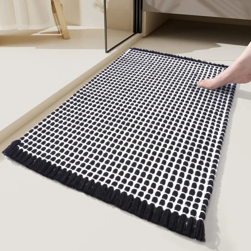 Woven Bath Mat with Tassels for Bathroom, Shower Room & Hallway | Soft Anti Slip Floor Mat | Minimalist Solid Colour Rug in Black, Beige or Grey