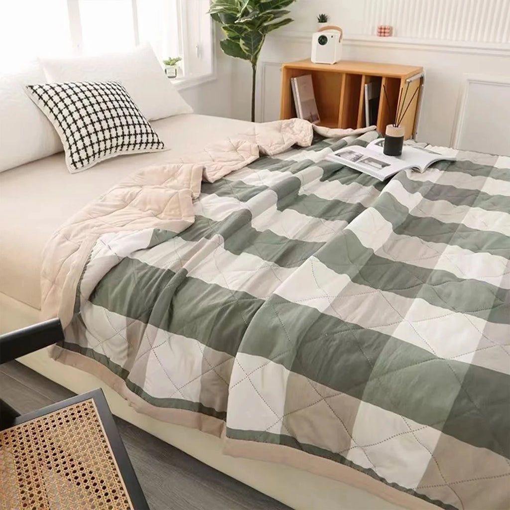 Lightweight Plaid Quilt for Bed & Sofa | Soft Washed Summer Comforter & Bedspread | Cozy Bedroom Decor in 5 Colours, 150x200 to 200x230cm