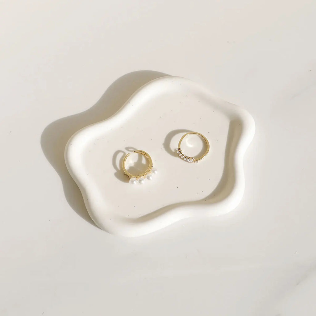 Ceramic Jewellery Dish for Dresser, Nightstand & Entryway | White Trinket Tray for Rings, Keys & Watches | Minimalist Gift in 4 Shapes