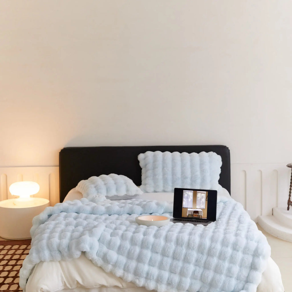 Faux Fur Bubble Throw Blanket for Bed & Sofa | Ultra-Soft Plush 3D Texture | Cozy Winter Bedroom Decor | 5 Sizes, 5 Colours