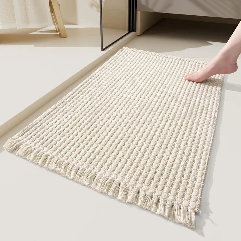Woven Bath Mat with Tassels for Bathroom, Shower Room & Hallway | Soft Anti Slip Floor Mat | Minimalist Solid Colour Rug in Black, Beige or Grey
